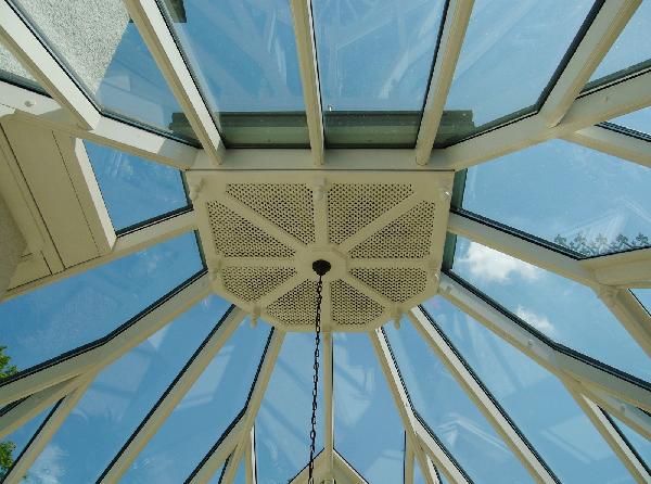 Wintergarten in Attendorn im Sauerland Innenansicht Lftungselement